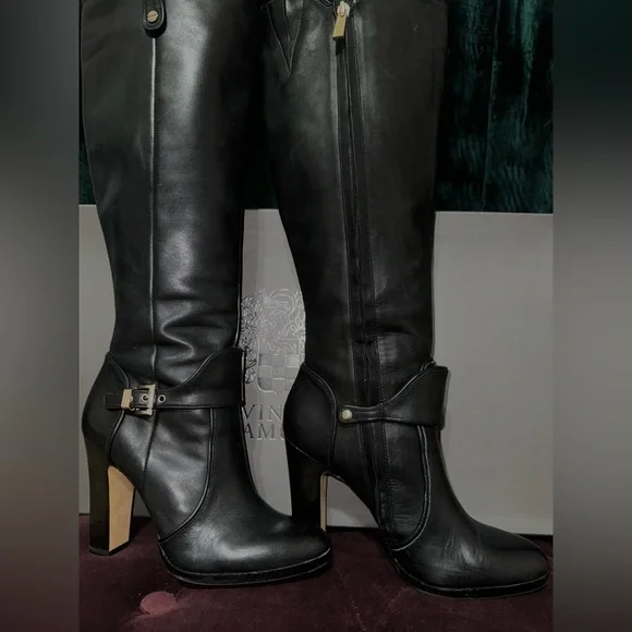 Vince Camuto Cassia High Heal Boot - Picture 3 of 9